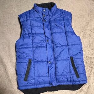 EUC. OLD NAVY WINTER VEST